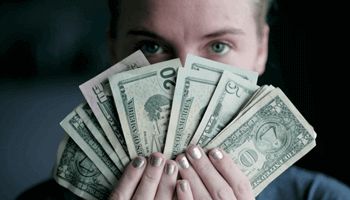 Starting salaries for management consultants