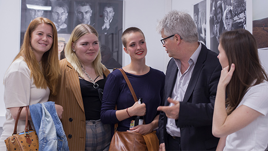 Berlin Campus Students chat with Professor